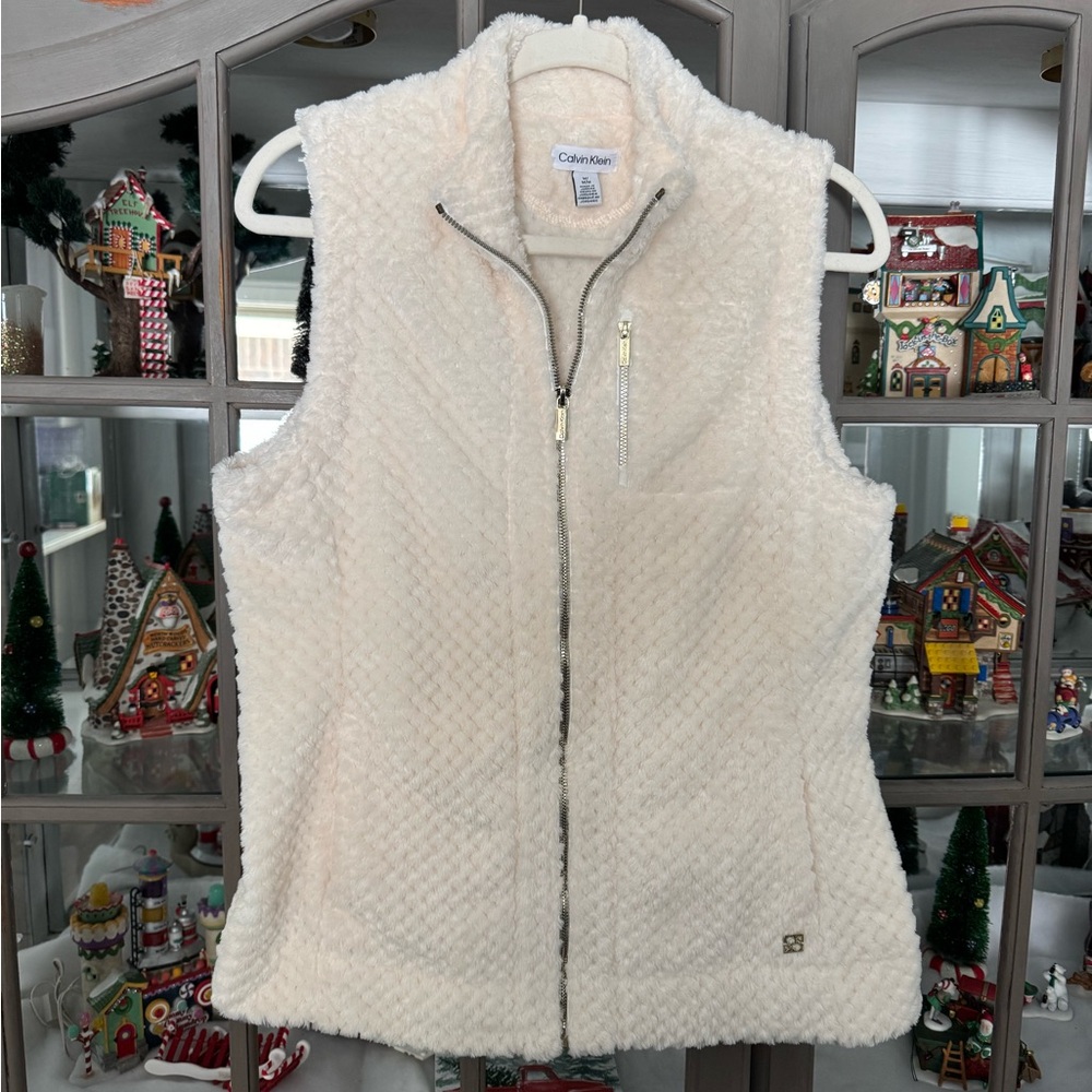 Calvin Klein Cream Soft Fluffy Lagenlook Cabincore Fleece Faux Fur Cozy Vest M